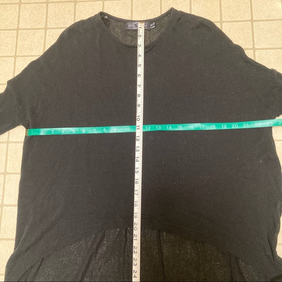 Evil Twin Loose Knit Black High-Low Sweater - XS - Picture 6 of 7